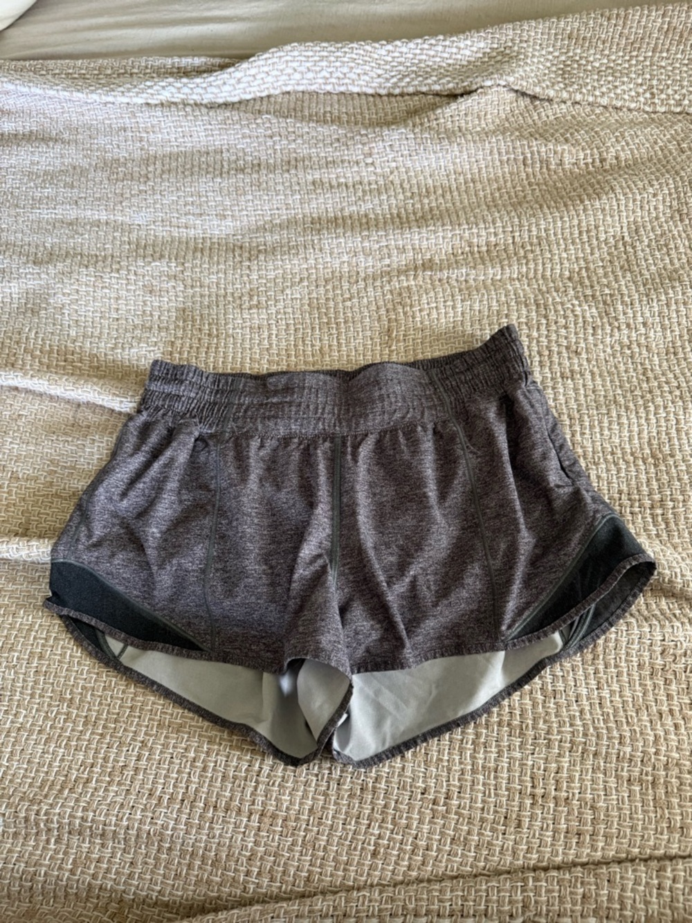 Lululemon Women’s Hotty Hot short Active Running Shorts in SOLD OUT Heather Lux